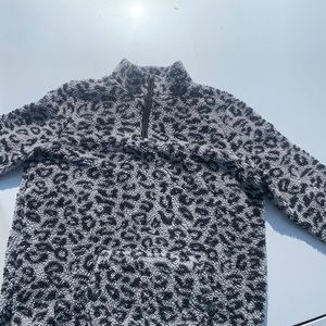 cheeta print sweater from “just be” size large